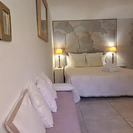 Salvacintoggio -votre Avec Piscine Privée- Villa