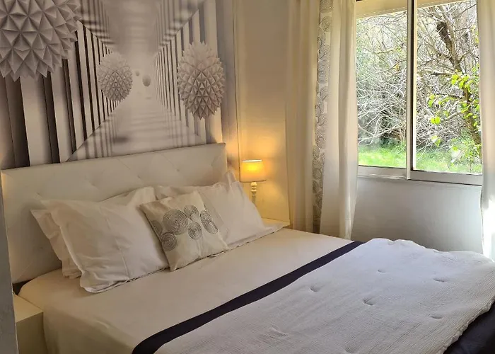 Salvacintoggio -votre Avec Piscine Privee- Porto-Vecchio (Corsica)