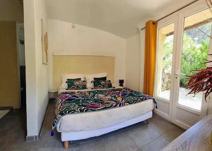 Villa Salvacintoggio -votre Avec Piscine Privee- Porto-Vecchio (Corsica)